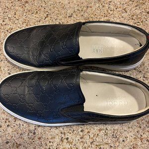 Gucci Men’s Gucci Signature Slip-on Sneaker 407364